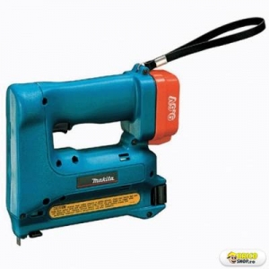 Masina de capsat T221DW Makita > Scule cu acumulator